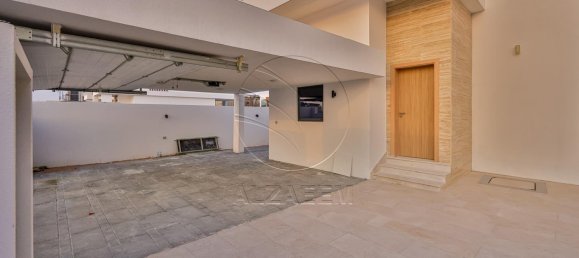 6 bedrooms Villa in Yas Island, UAE No. 29847 3