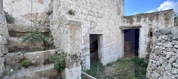 Casa de 8 habitaciónes en Ceglie Messapica, Italy No. 21810 7