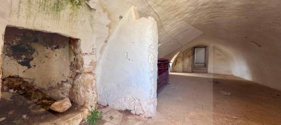 Casa de 8 habitaciónes en Ceglie Messapica, Italy No. 21810 8