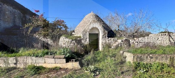 Casa de 8 habitaciónes en Ceglie Messapica, Italy No. 21810 11