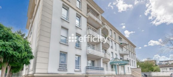 2 Schlafzimmer Wohnung in Livry-Gargan, France, Nr. 330441 14