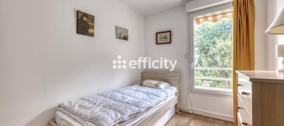 2 Schlafzimmer Wohnung in Livry-Gargan, France, Nr. 330441 9