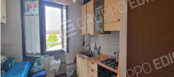 Квартира с 2 комнатами в Ровато, Италия № 265096 19