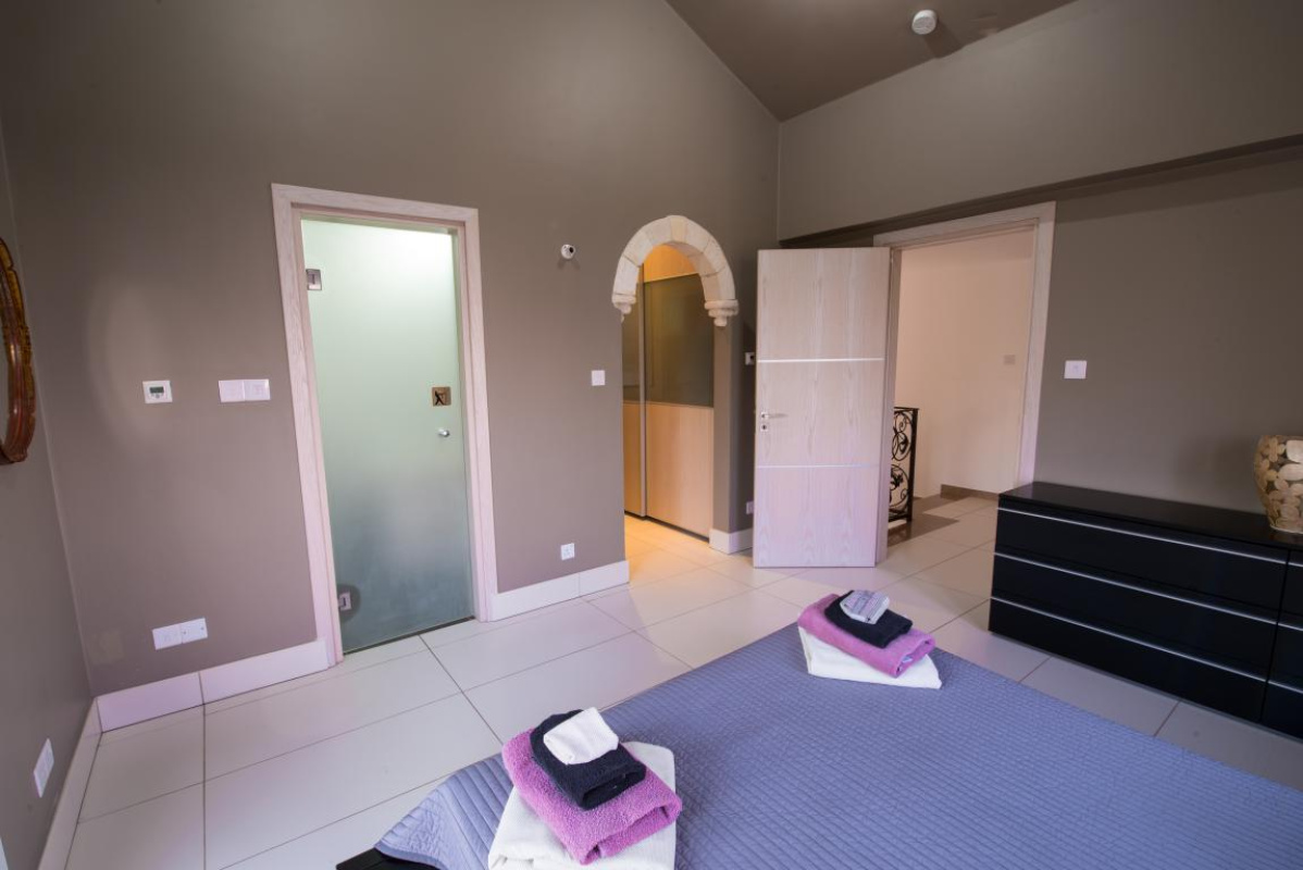 Villa T4 em Paphos, Cyprus N.º 158539