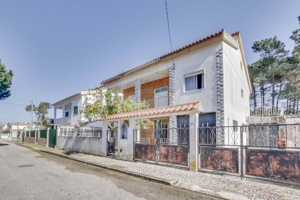 Villa T6 em Almada, Portugal N.º 168430