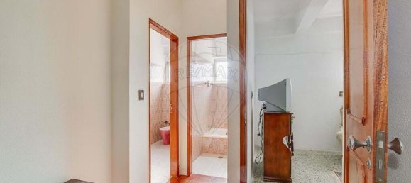 Villa T6 em Almada, Portugal N.º 168430 7