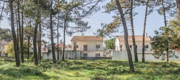 Villa T6 em Almada, Portugal N.º 168430 2