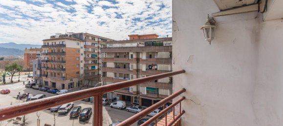 3 bedrooms Apartment in Mollet Del Valles, Spain No. 165416 4