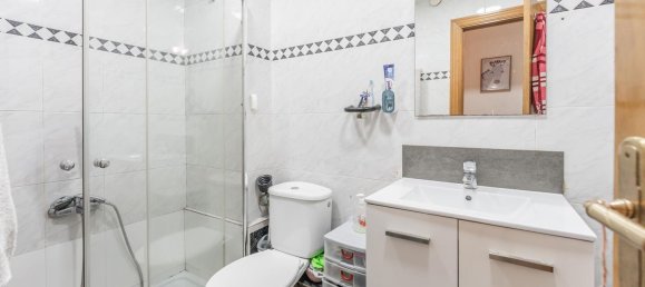 3 bedrooms Apartment in Mollet Del Valles, Spain No. 165416 11