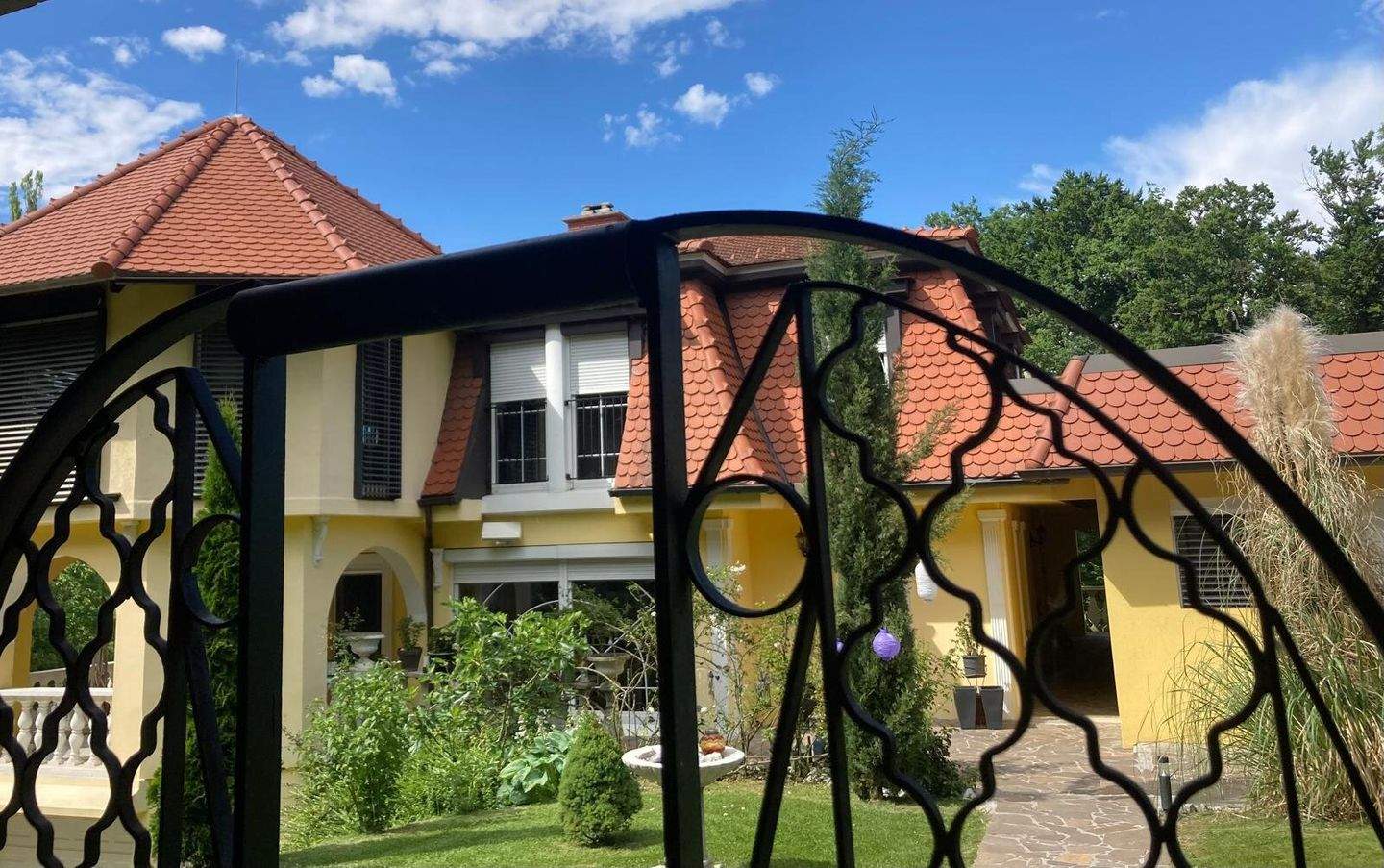 10 rooms Villa in Ehrenhausen an der Weinstrasse, Austria No. 40661