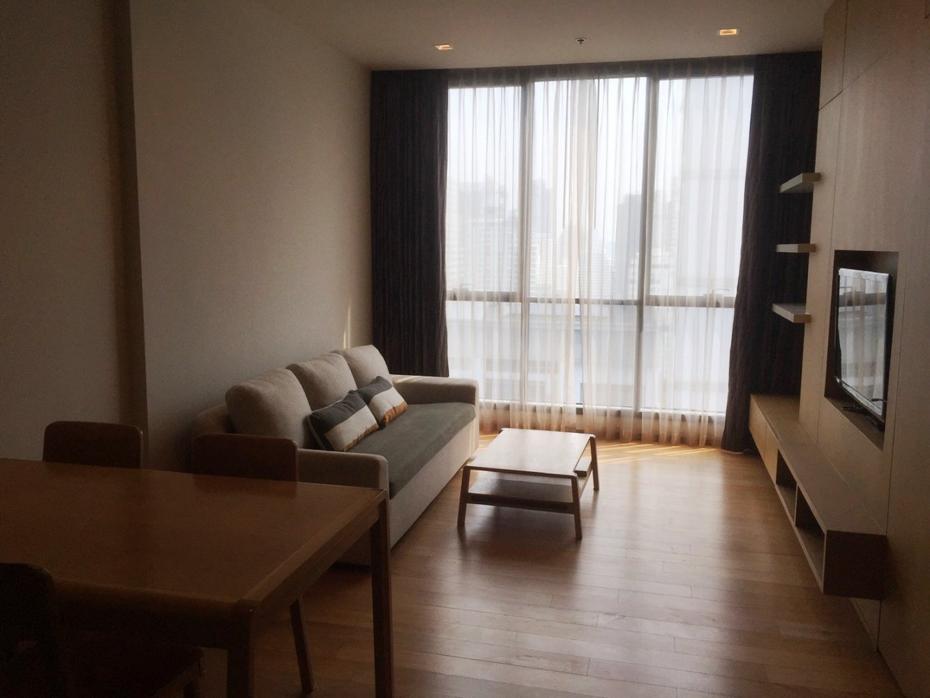 2 bedrooms Condo in Bangkok, Thailand No. 7073