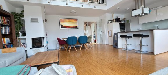 4-salle Duplex à Dusseldorf, Germany No. 291815 6