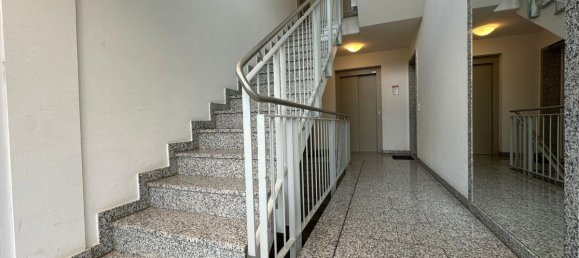 4-salle Duplex à Dusseldorf, Germany No. 291815 3