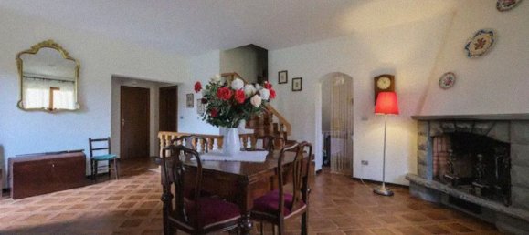 6غرفة فيلا في Firenzuola, Italy رقم 133876 9