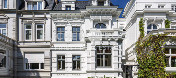 7 bedrooms Townhouse in Eimsbuttel, Germany No. 31104 5