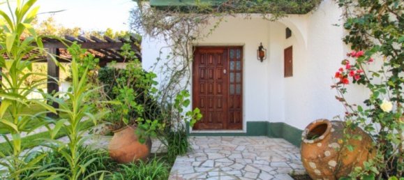 6 bedrooms Castles in Almada, Portugal No. 117714 8