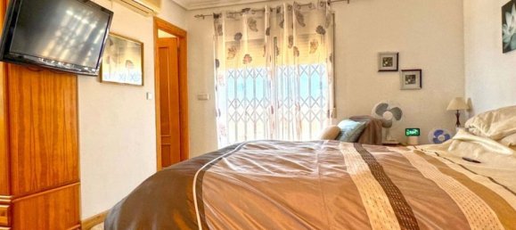 6 bedrooms House in Torrevieja, Spain No. 183544 4