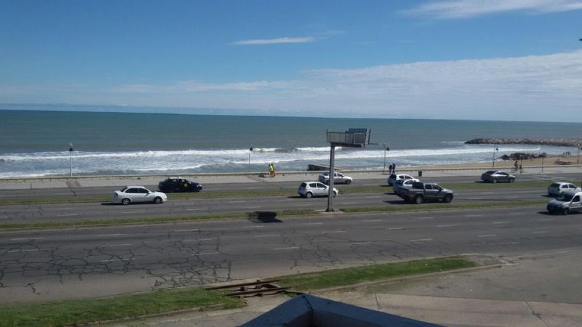 2 bedrooms Apartment in Mar del Plata, Argentina No. 98037