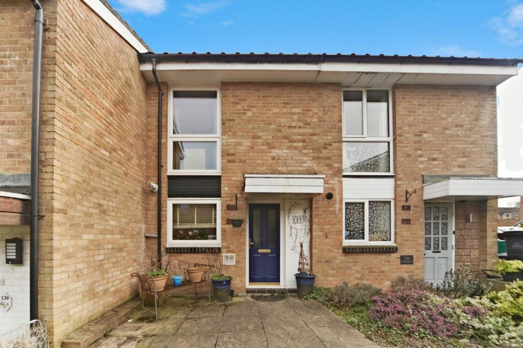 2 Schlafzimmer Haus in Croydon, United Kingdom, Nr. 8118