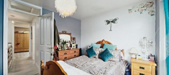 2 Schlafzimmer Haus in Croydon, United Kingdom, Nr. 8118 16