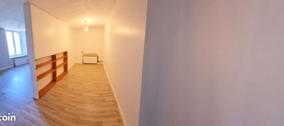 4 Schlafzimmer Stadthaus in Lepron-les-Vallees, France, Nr. 83725 5