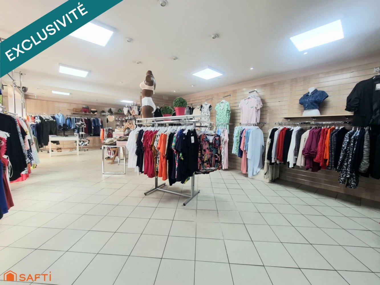 Propriété commerciale à Mâcon, France 90m² No. 306062