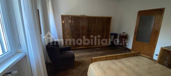Apartamento de 2 dormitorios en Legnano, Italy No. 98799 2