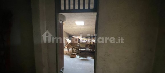 Apartamento de 2 dormitorios en Legnano, Italy No. 98799 19