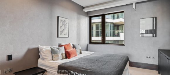 4 bedrooms Apartment in London, United Kingdom No. 13111 11