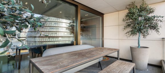 4 bedrooms Apartment in London, United Kingdom No. 13111 14