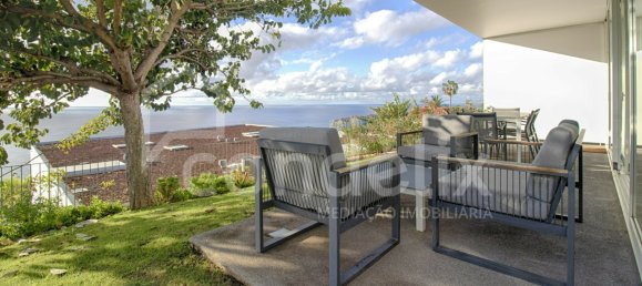 Дом с 3 спальнями в Фуншал, Португалия № 114697 3