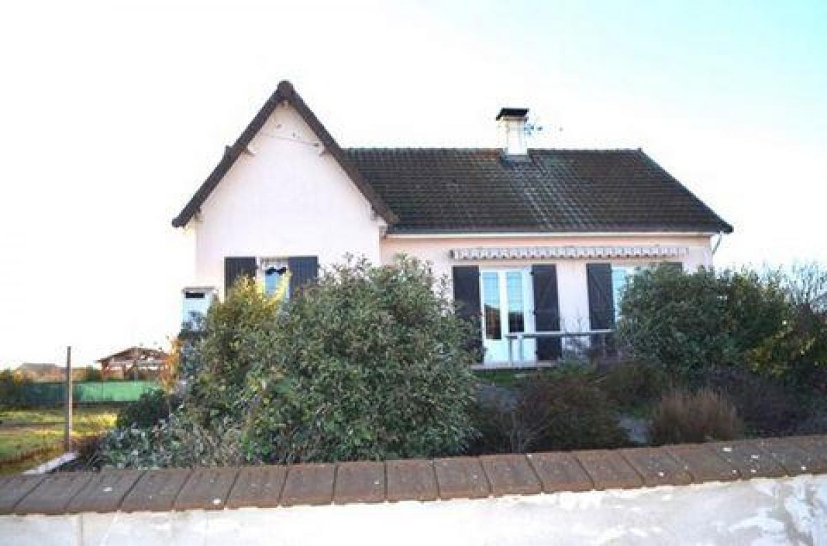3 bedrooms House in Digoin, France No. 7471