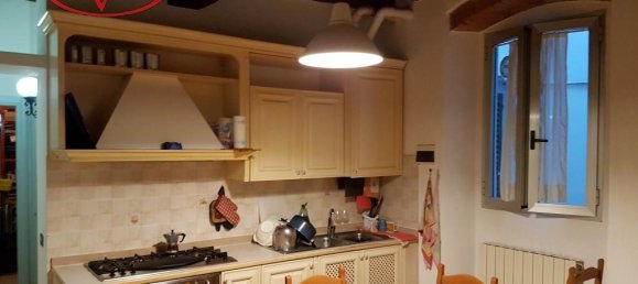 3 rooms Apartment in Montevarchi, Italy No. 234071 3