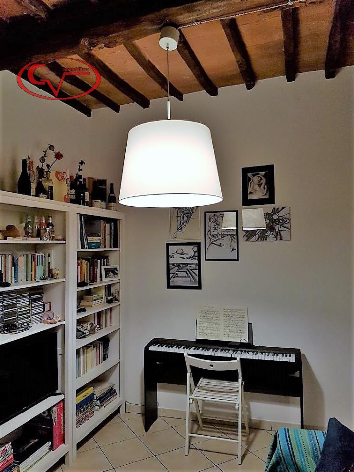 3 rooms Apartment in Montevarchi, Italy No. 234071