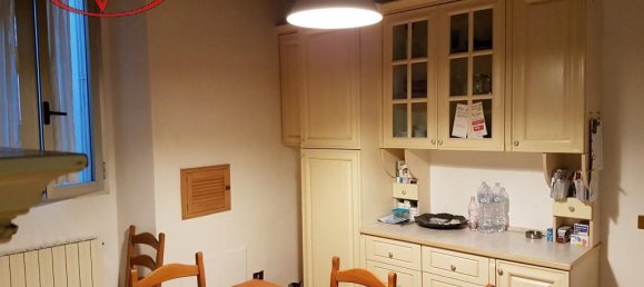 3 rooms Apartment in Montevarchi, Italy No. 234071 5