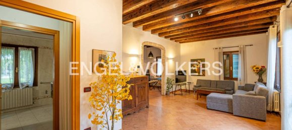 34 غرف نوم فيلا في San Biagio di Callalta, Italy رقم 64985 29