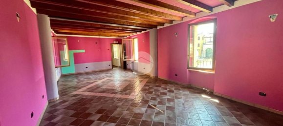 3 rooms Penthouse in Caprino Veronese, Italy No. 299595 2