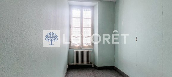 2 Schlafzimmer Haus in Bressuire, France, Nr. 100811 5