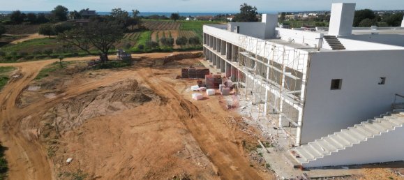 39 Schlafzimmer Grundstück in Guia, Portugal, Nr. 312843 5