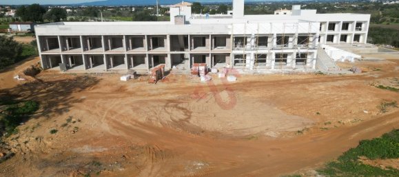 39 Schlafzimmer Grundstück in Guia, Portugal, Nr. 312843 2