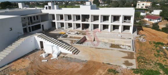 39 Schlafzimmer Grundstück in Guia, Portugal, Nr. 312843 3