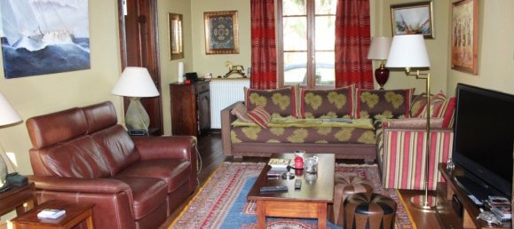 Casa de 4 dormitorios en Montendre, France No. 276795 10