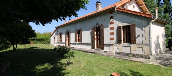 Casa de 4 dormitorios en Montendre, France No. 276795 3