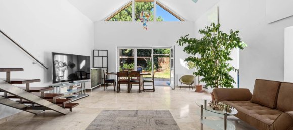 Дом с 6 комнатами в Гумпольдскирхен, Австрия № 136602 2