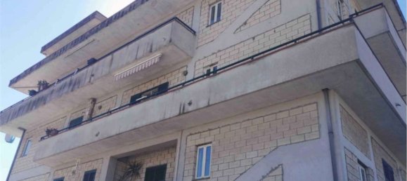 6 rooms Apartment in Santi Cosma e Damiano, Italy No. 202801 12