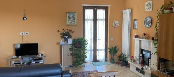 Villa de 4 habitaciónes en Paternopoli, Italy No. 71652 17