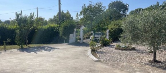 Villa de 4 habitaciónes en Paternopoli, Italy No. 71652 2