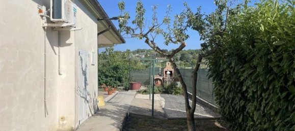 Villa de 4 habitaciónes en Paternopoli, Italy No. 71652 5