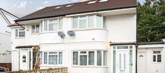 4 bedrooms House in London, United Kingdom No. 13422 2