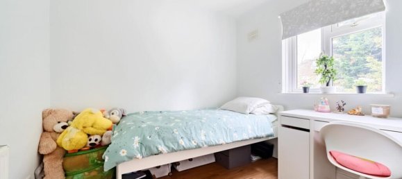 4 bedrooms House in London, United Kingdom No. 13422 8